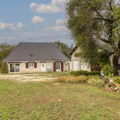 Maison 6 pièces 254400 €