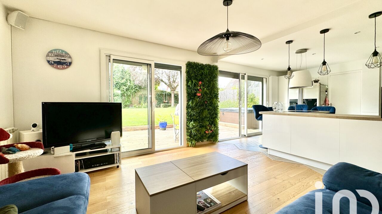 maison 6 pièces 122 m2 à vendre à La Ville-du-Bois (91620)