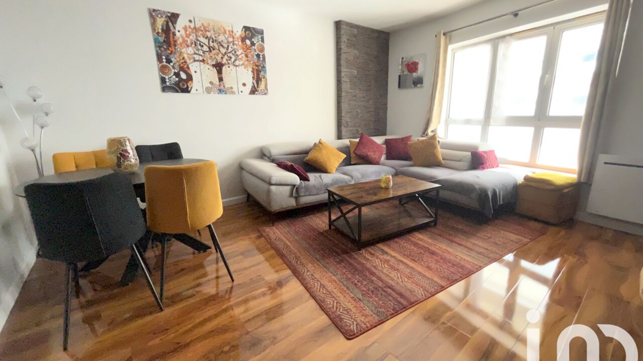 appartement 3 pièces 70 m2 à vendre à Courbevoie (92400)