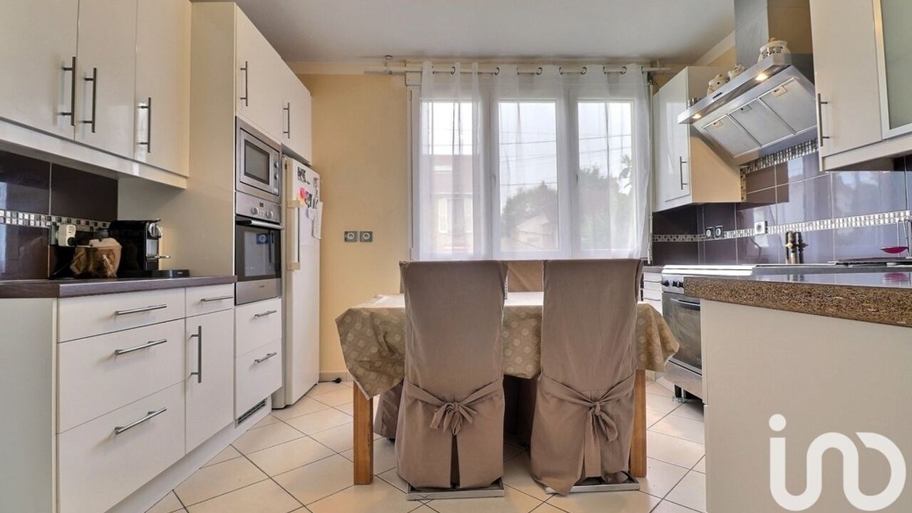 maison 6 pièces 125 m2 à vendre à Dammarie-les-Lys (77190)