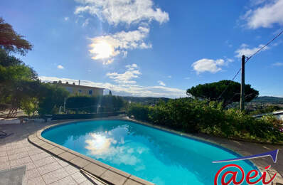 Maison au calme, vue dégagée avec piscine — photo du bien