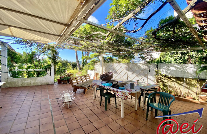 Maison au calme, vue dégagée avec piscine — photo 2