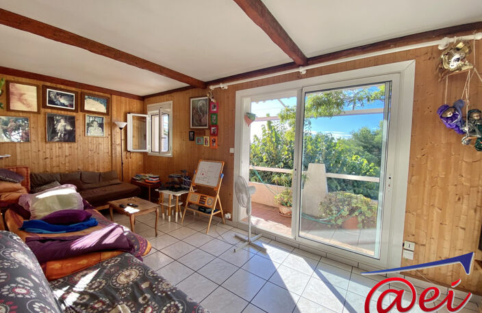 Maison au calme, vue dégagée avec piscine — photo 5