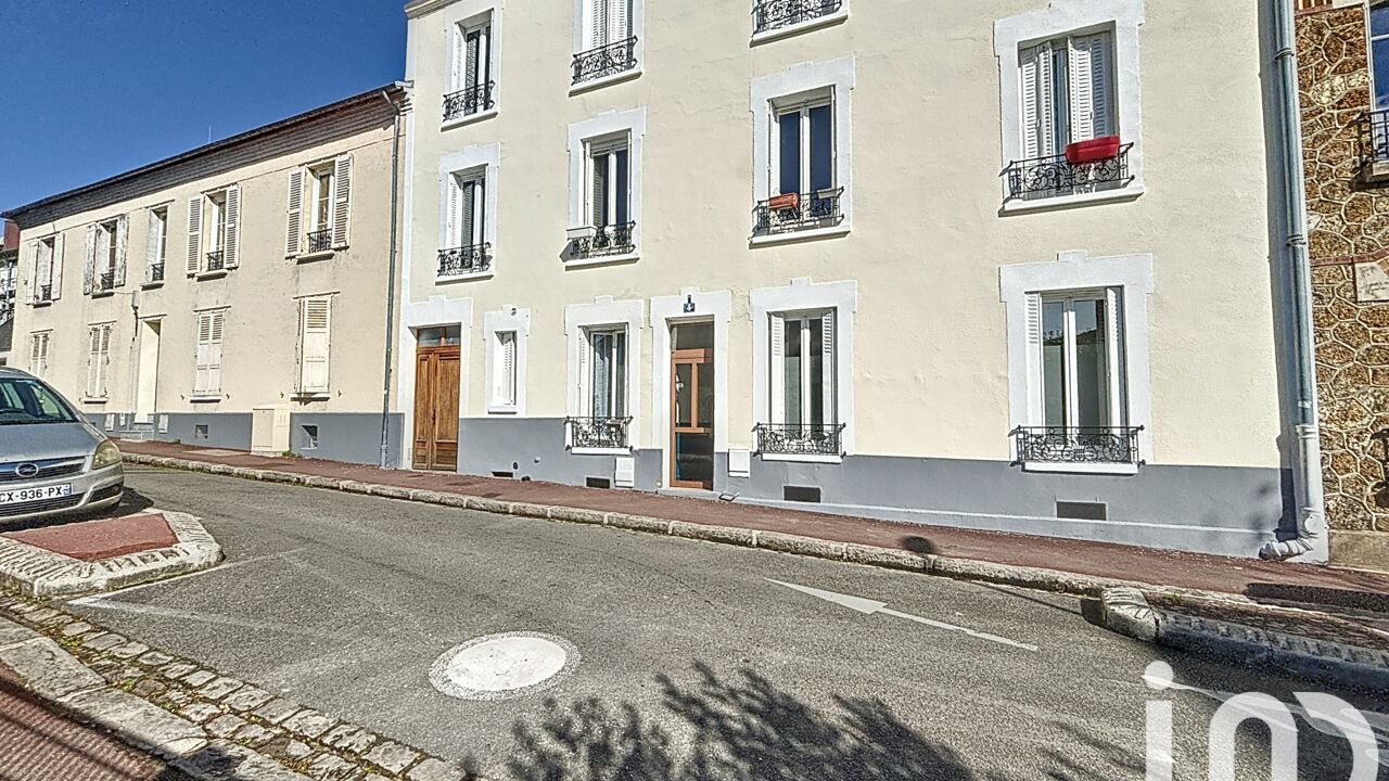 appartement 3 pièces 38 m2 à vendre à Suresnes (92150)