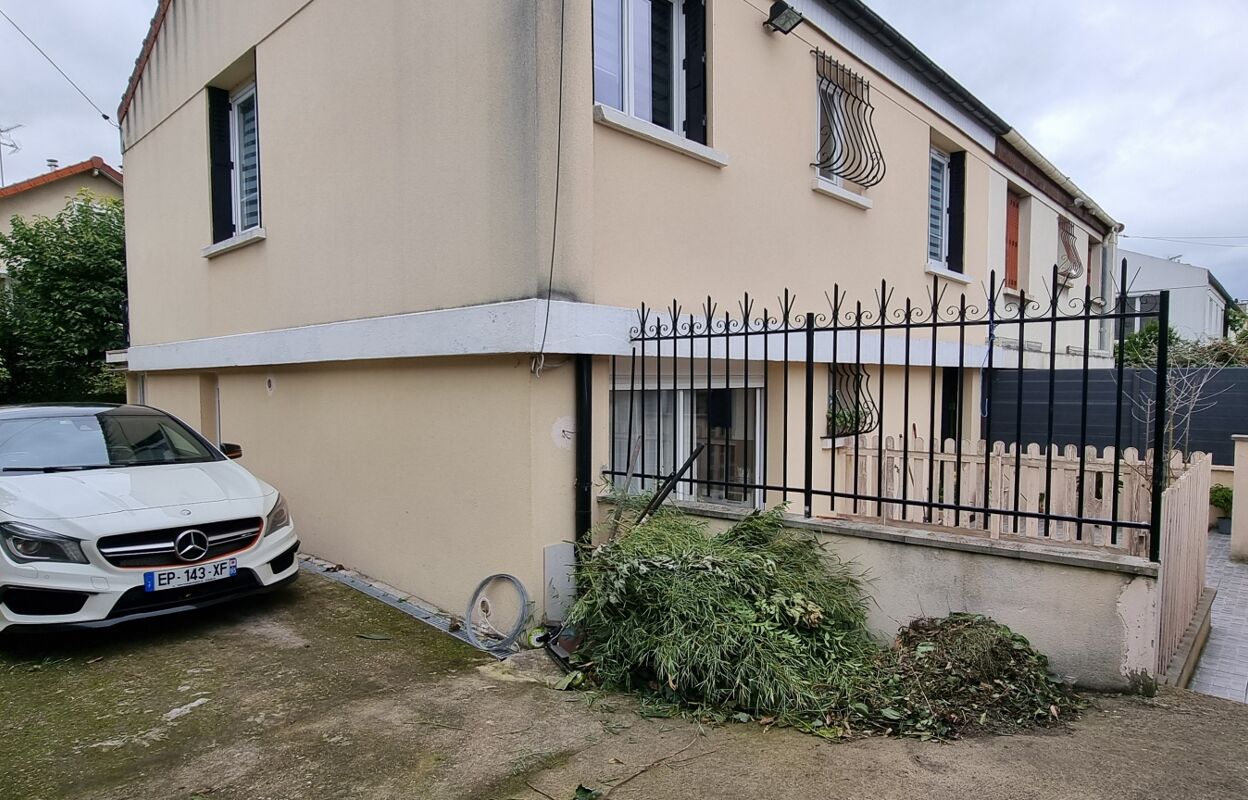 maison 8 pièces 115 m2 à vendre à Bezons (95870)