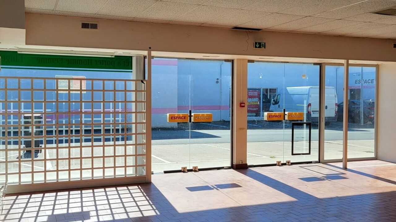 commerce  pièces 250 m2 à vendre à Niort (79000)