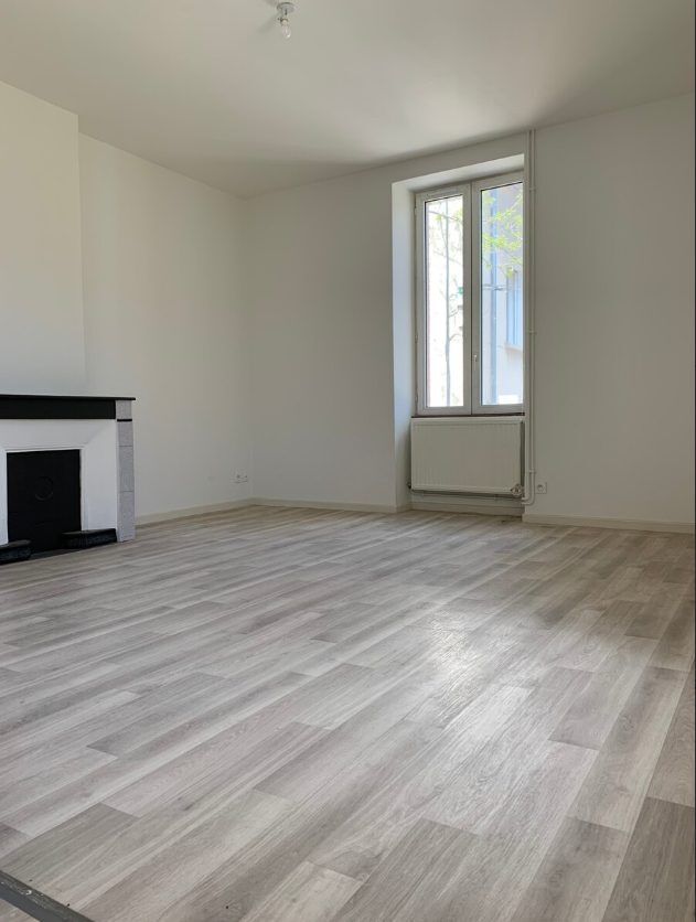 Appartement 3 pièces  à louer Romans-sur-Isère 26100