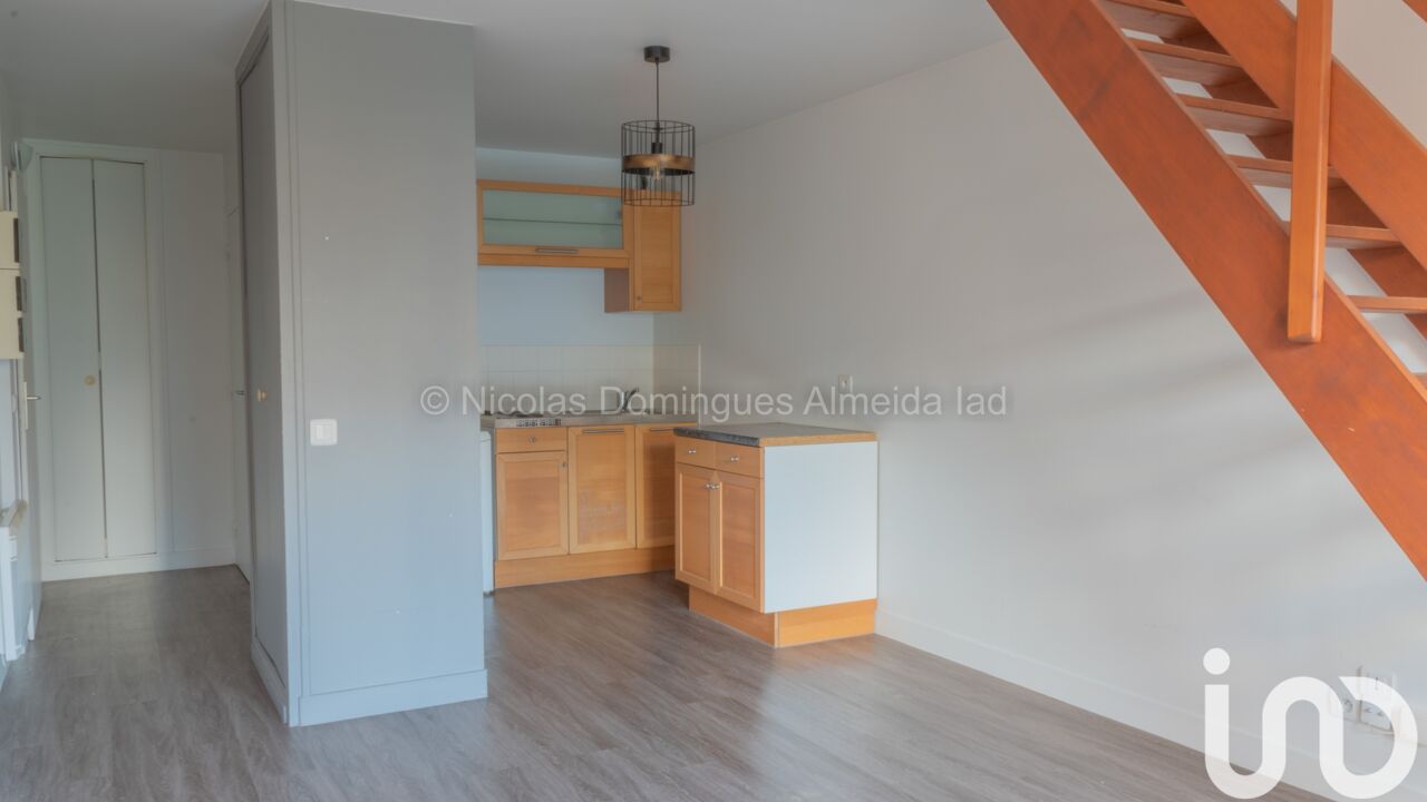 appartement 2 pièces 35 m2 à vendre à Paray-Vieille-Poste (91550)