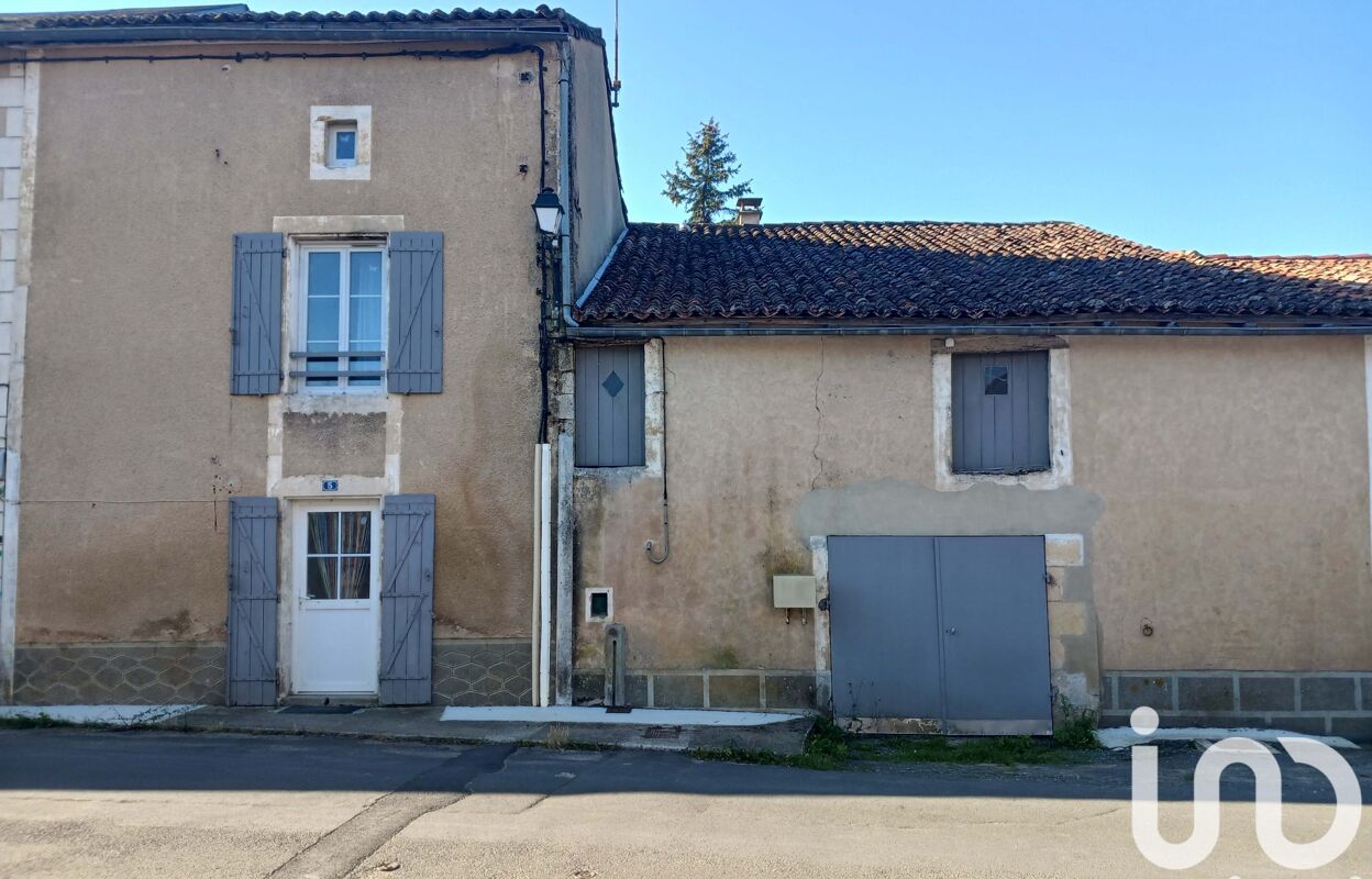 maison 3 pièces 96 m2 à vendre à Saint-Maurice-la-Clouère (86160)