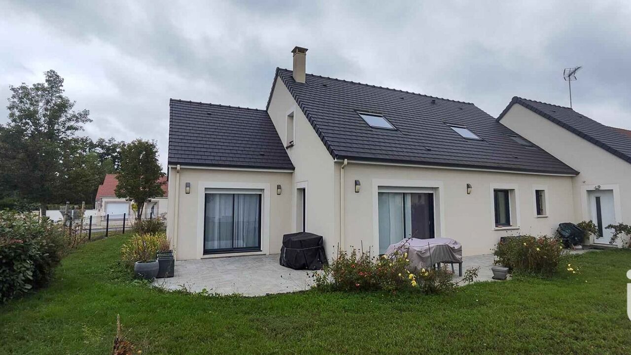 maison 7 pièces 171 m2 à vendre à Ouzouer-sur-Loire (45570)