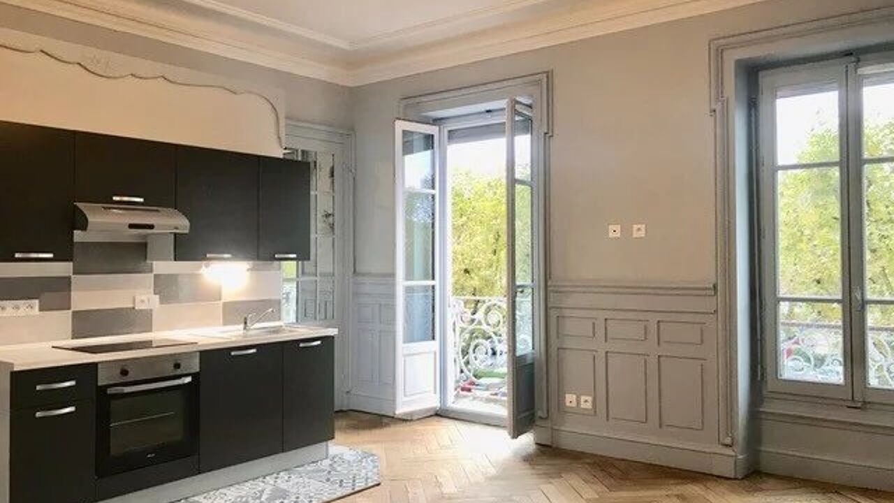 appartement 2 pièces 52 m2 à louer à Villefranche-sur-Saône (69400)