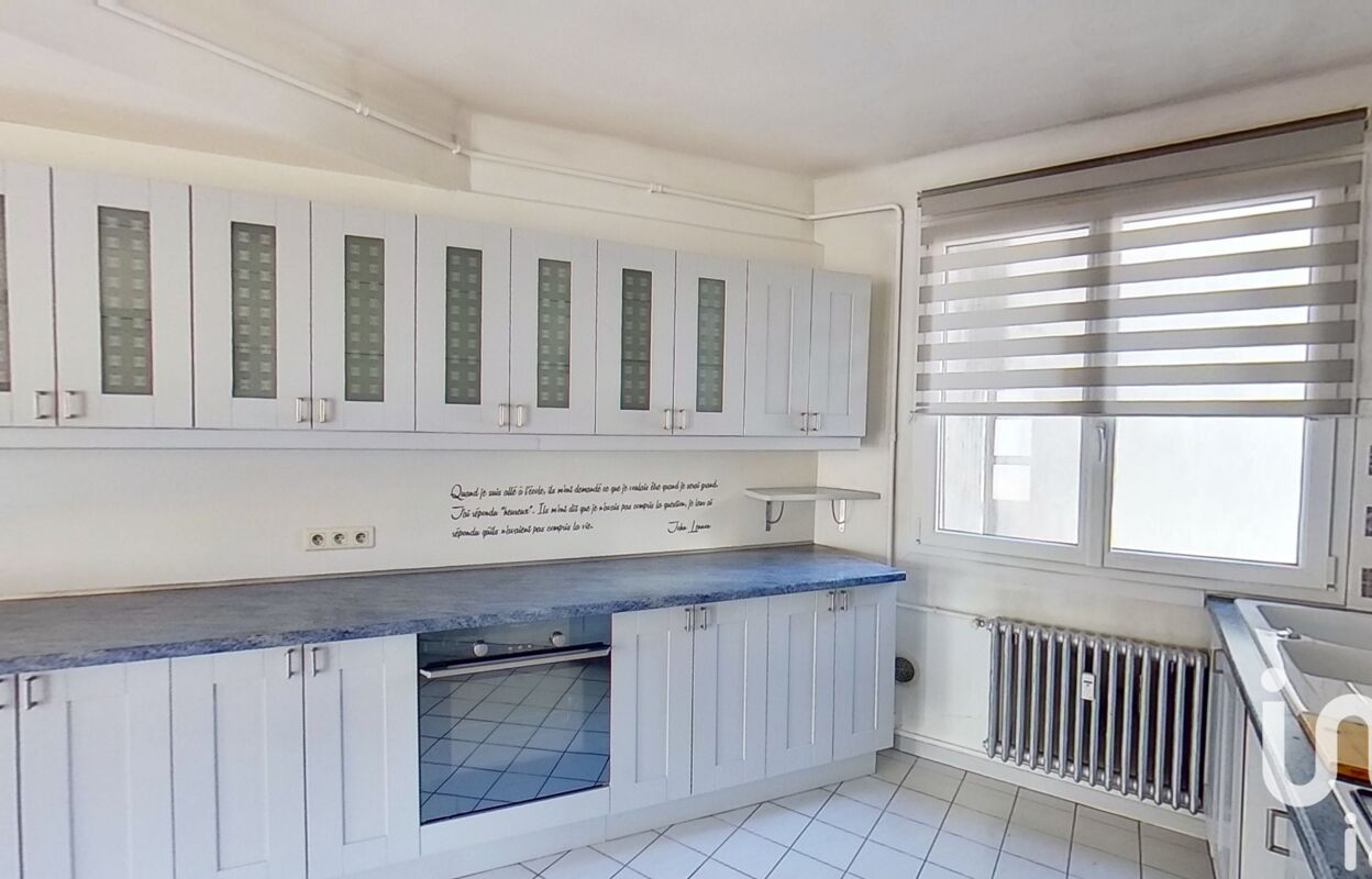 appartement 3 pièces 80 m2 à vendre à Chambéry (73000)