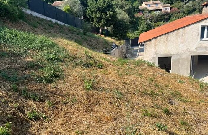 VILLA A TERMINER HAUTEUR DE VENCE — photo 3