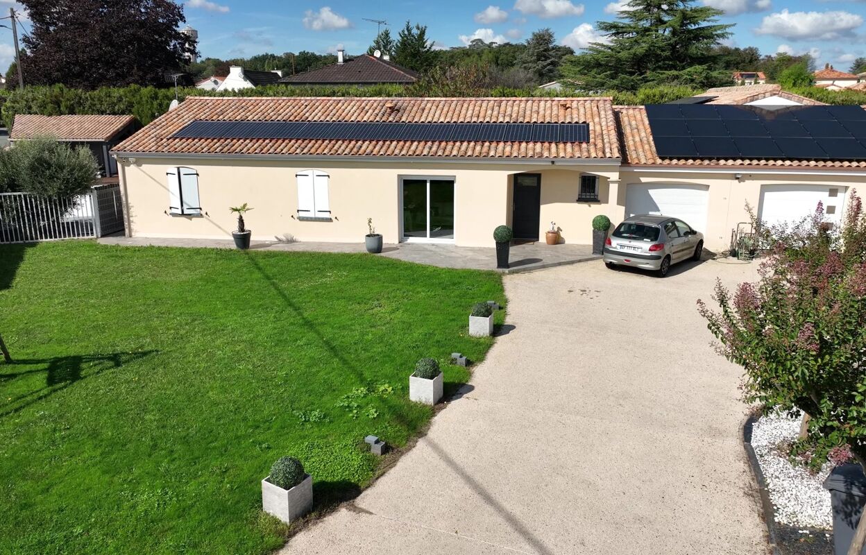 maison 8 pièces  m2 à vendre à Vouneuil-sous-Biard (86580)