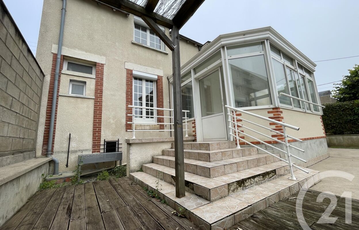 maison 5 pièces 116 m2 à vendre à Châteauroux (36000)