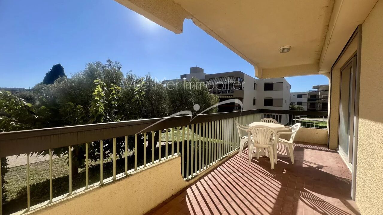 appartement 1 pièces 30 m2 à vendre à Le Lavandou (83980)