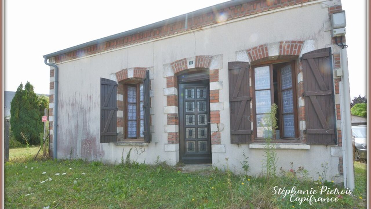 maison 3 pièces 80 m2 à vendre à Ivoy-le-Pré (18380)