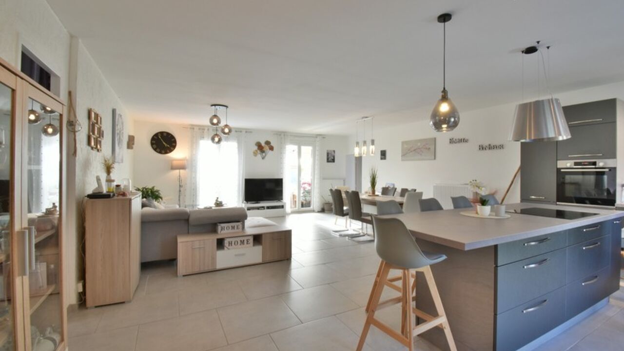 maison 5 pièces 167 m2 à vendre à Volonne (04290)