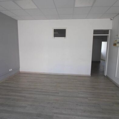 Commerce 4 pièces 75 m²