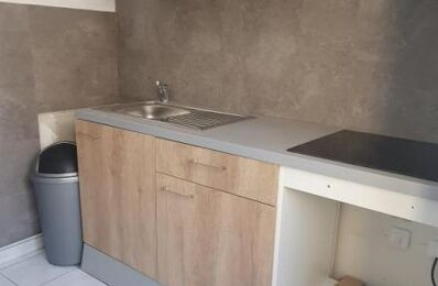 location appartement 660 € CC /mois à proximité de Saint-Germain-d'Esteuil (33340)