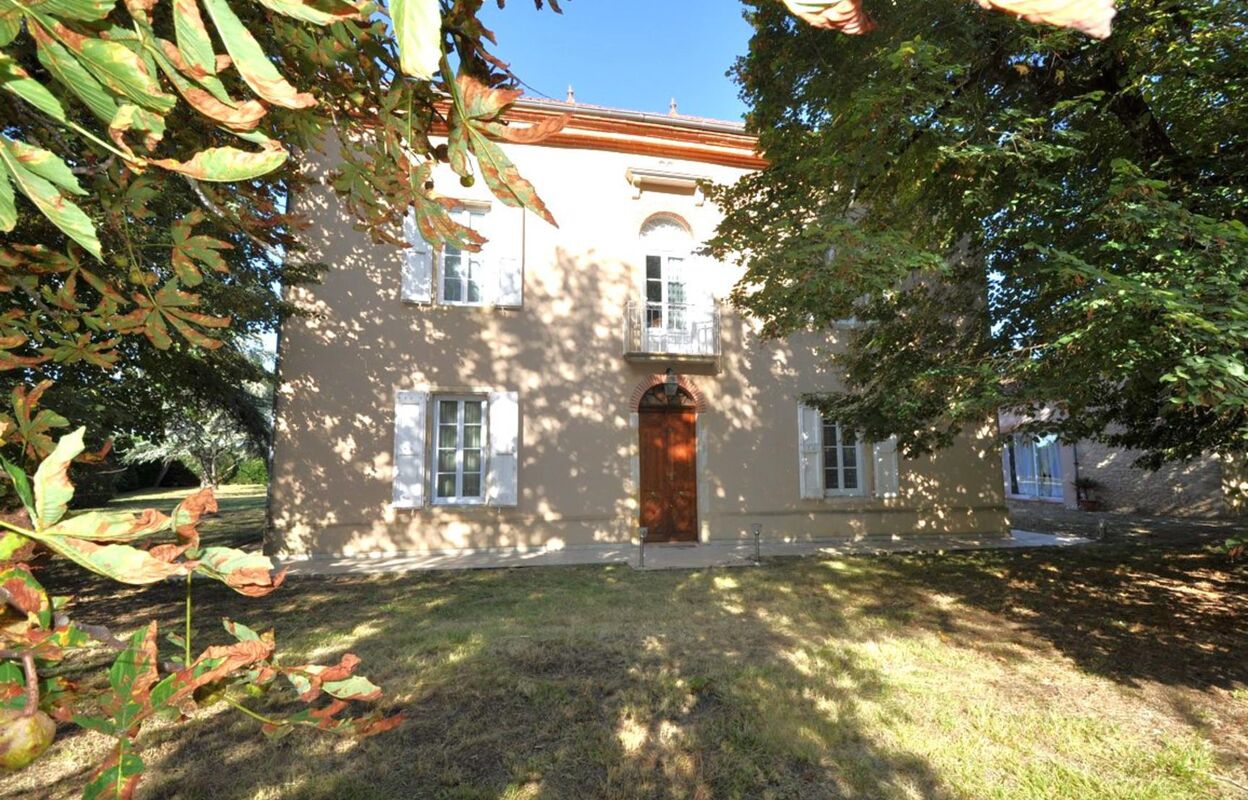 maison 5 pièces 340 m2 à vendre à Poulan-Pouzols (81120)