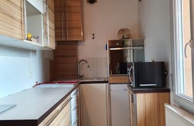 location appartement 634 € CC /mois à proximité de Saint-André-le-Gaz (38490)