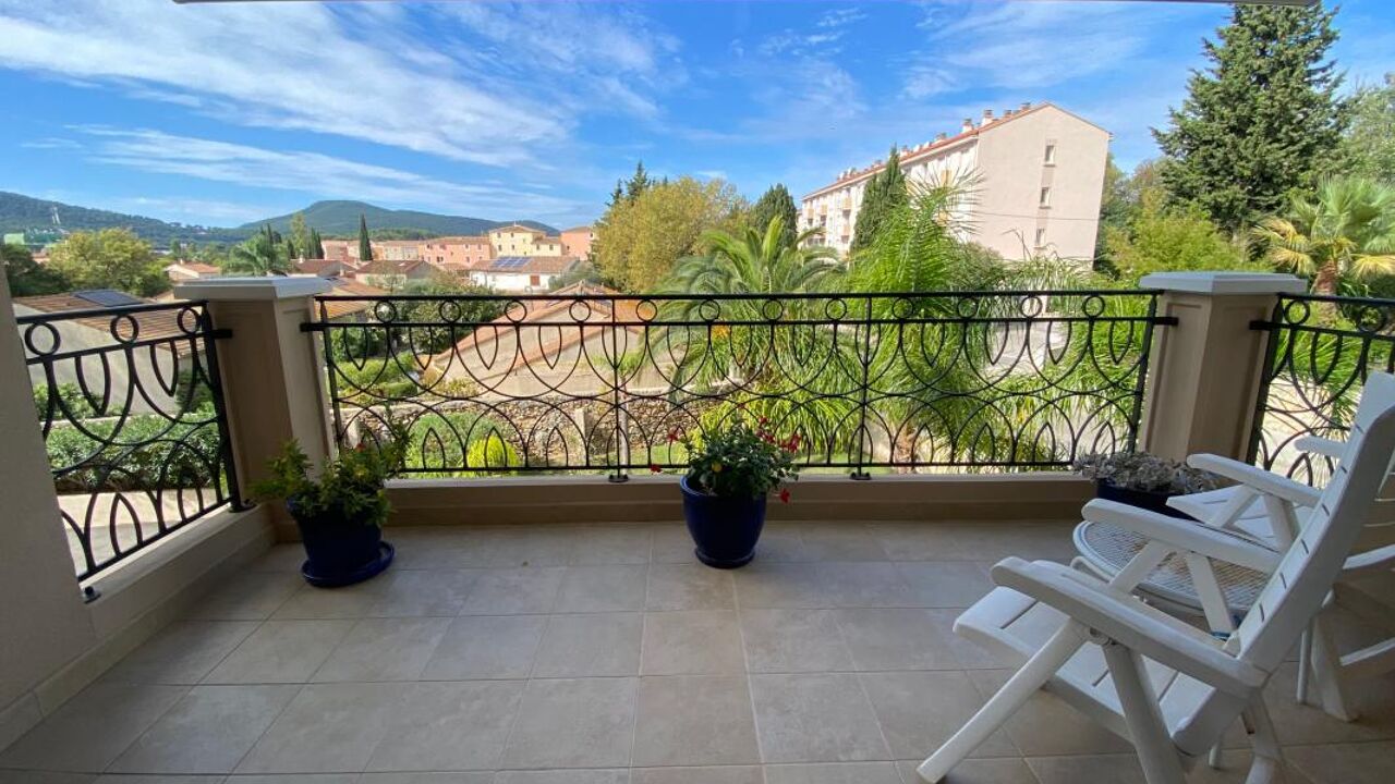 appartement 3 pièces 72 m2 à vendre à Hyères (83400)