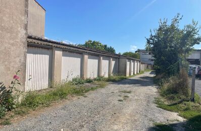 vente garage 495 850 € à proximité de Puilboreau (17138)