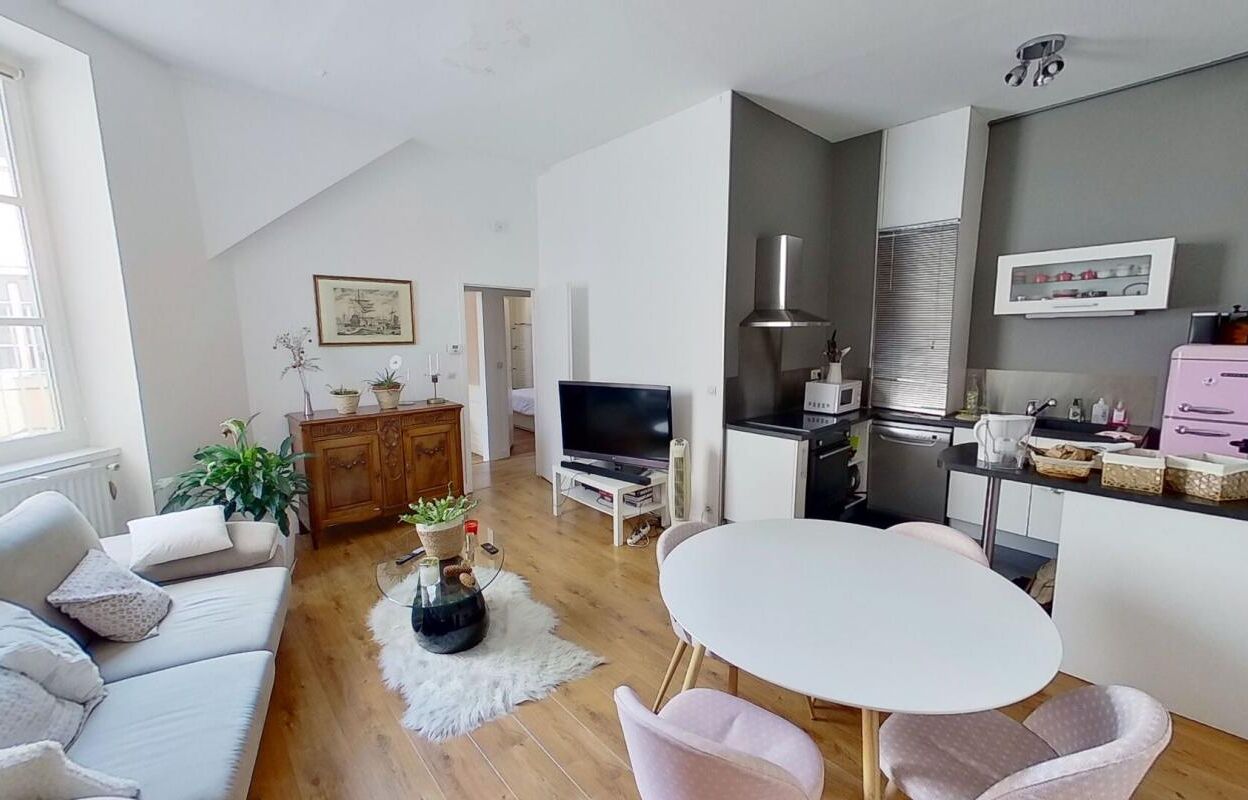 appartement 2 pièces 59 m2 à vendre à Lyon 1 (69001)