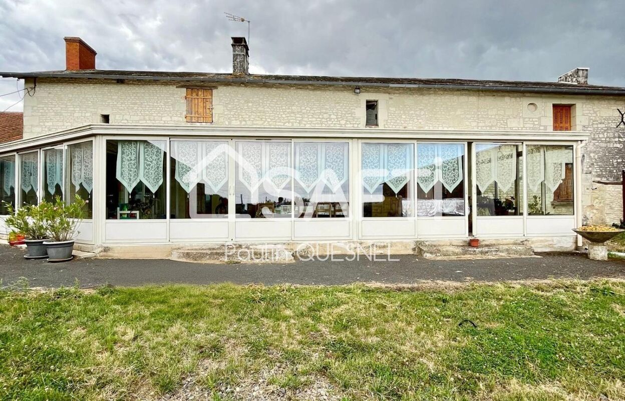 maison 3 pièces 121 m2 à vendre à Savigny-sous-Faye (86140)