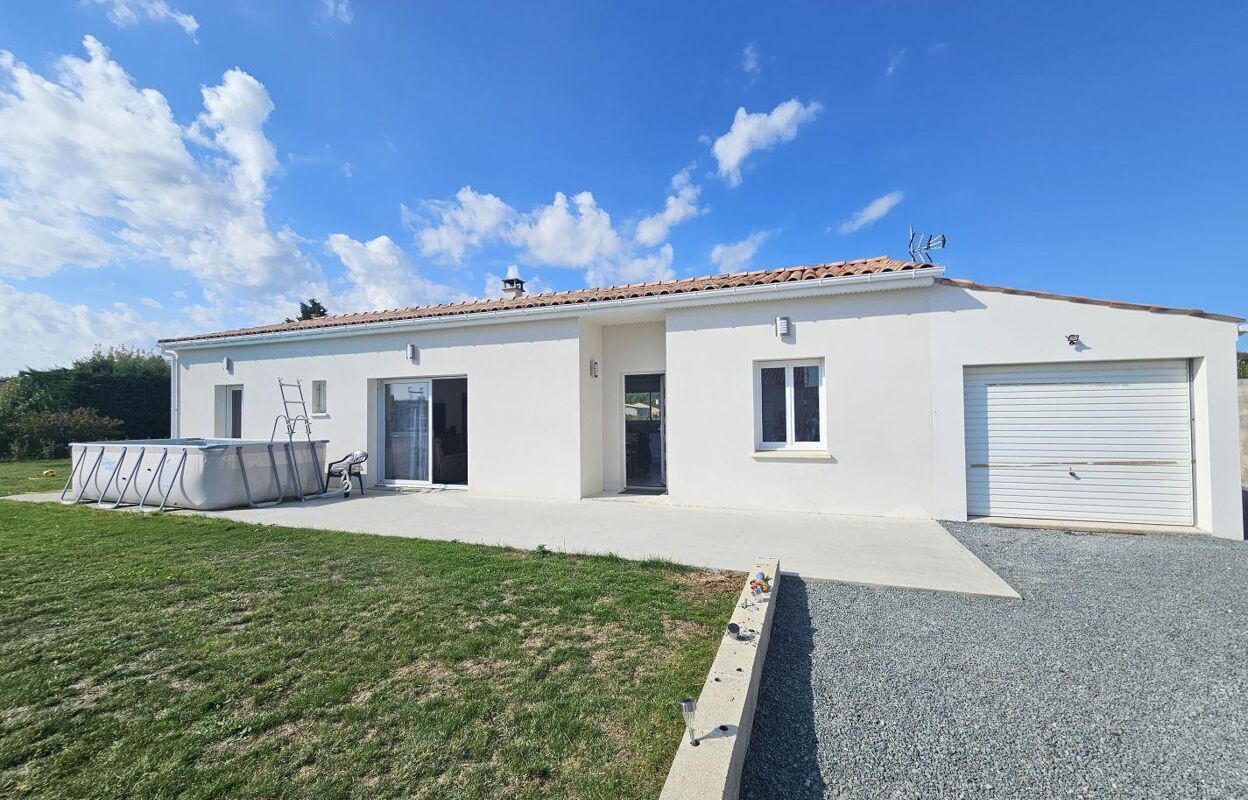 maison 4 pièces 98 m2 à vendre à Montpellier-de-Médillan (17260)