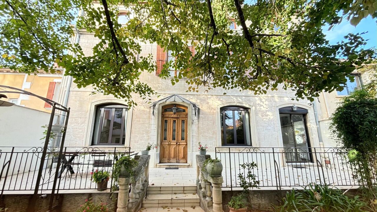 maison 11 pièces 276 m2 à vendre à Avignon (84000)