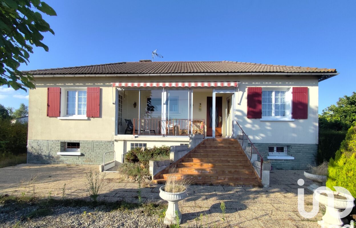 maison 5 pièces 130 m2 à vendre à Clessé (79350)