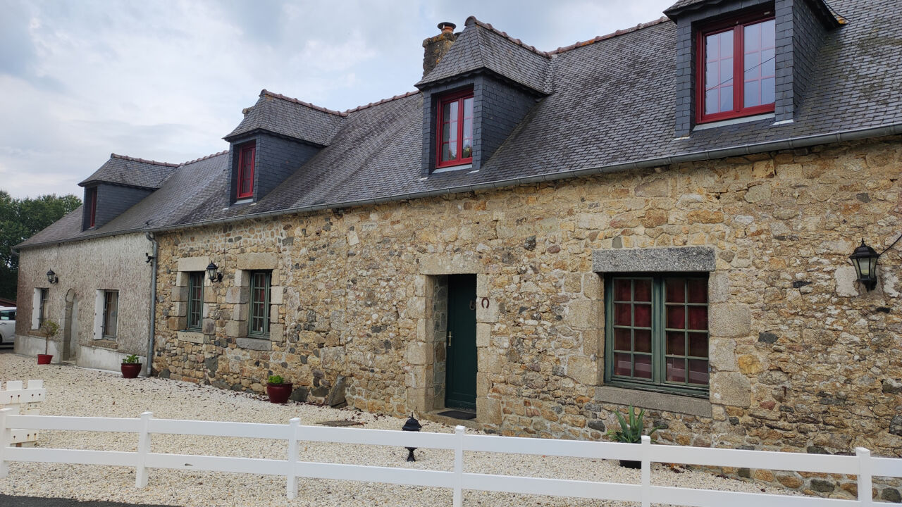 maison 8 pièces 180 m2 à vendre à Lanrodec (22170)