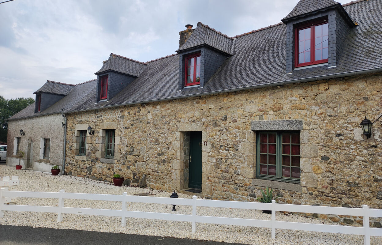 maison 8 pièces 180 m2 à vendre à Lanrodec (22170)