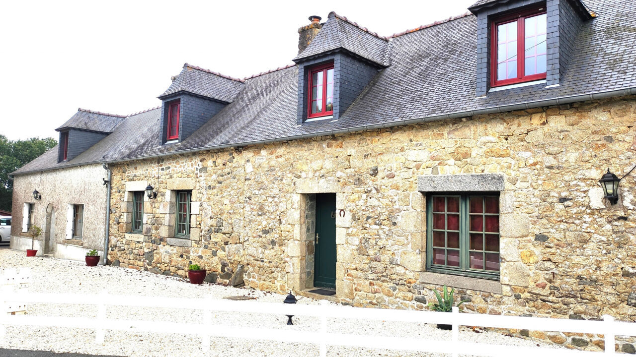 maison 8 pièces 180 m2 à vendre à Lanrodec (22170)