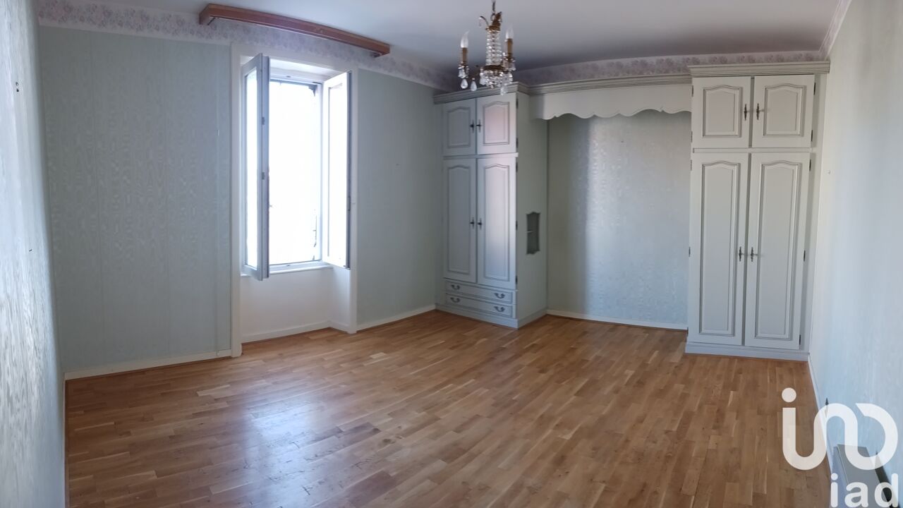 maison 8 pièces 110 m2 à vendre à Bressuire (79300)