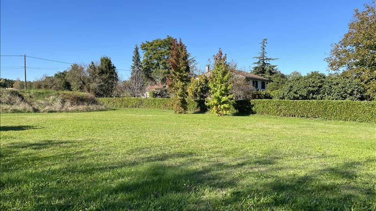 terrain  pièces 1500 m2 à vendre à Meyronne (46200)