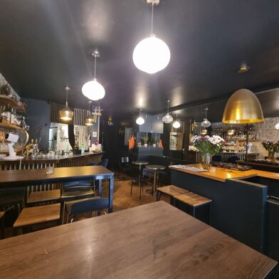 Commerce  504000 €