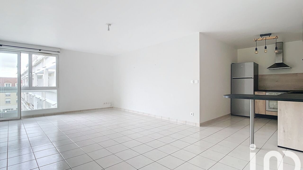 appartement 2 pièces 57 m2 à vendre à Montévrain (77144)