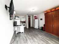 Studio cabine rez-de-jardin en angle avec vue sur le port.<BR>Par — photo 2