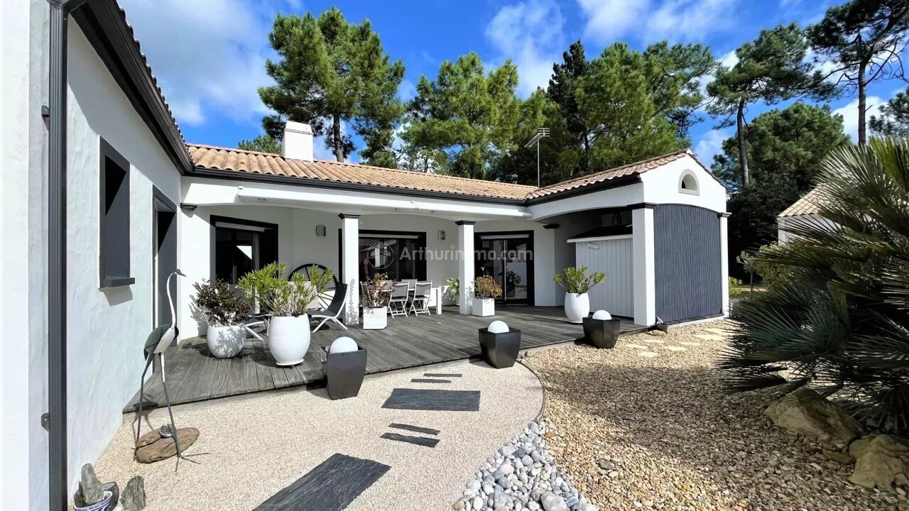 maison  pièces 117 m2 à vendre à Saint-Jean-de-Monts (85160)