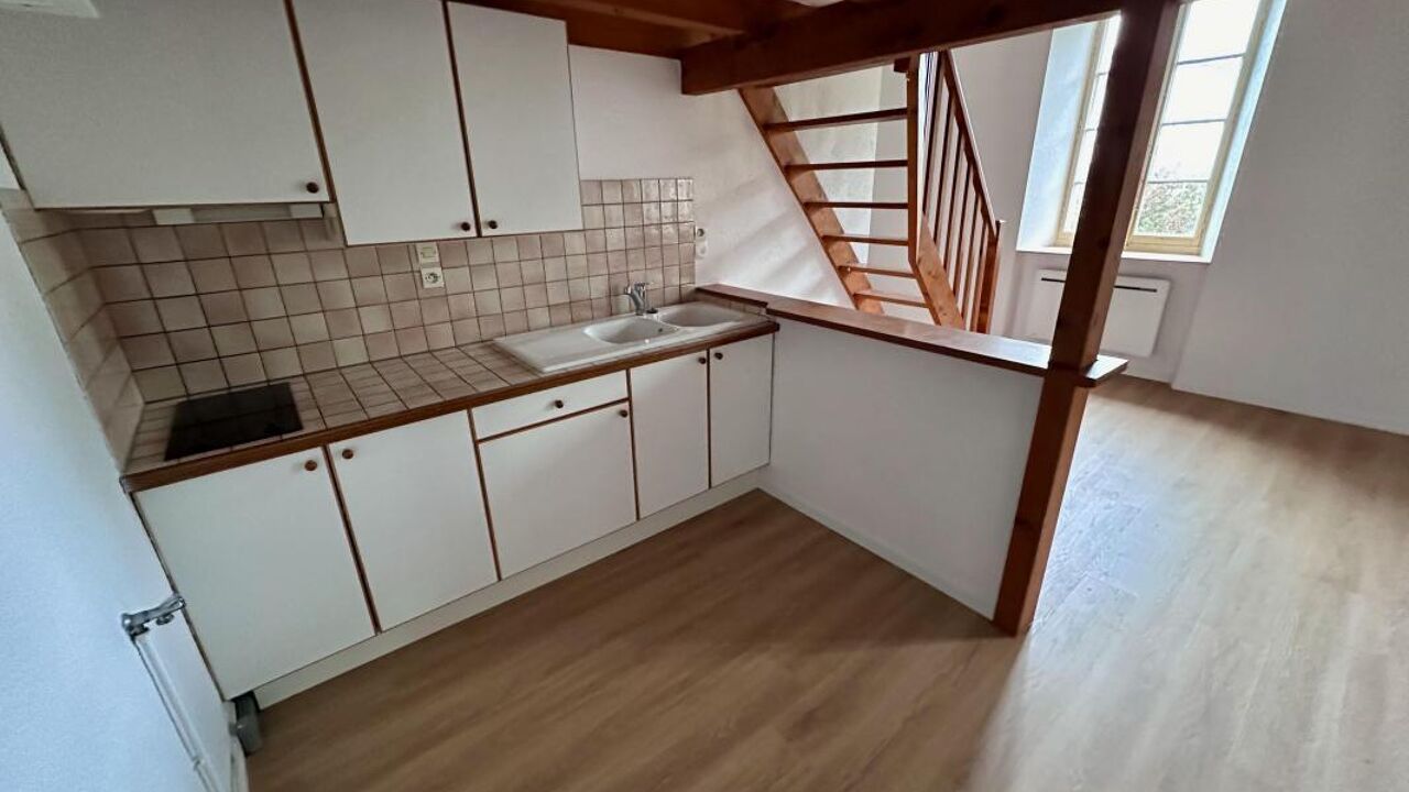 appartement 2 pièces 46 m2 à louer à Saintes (17100)