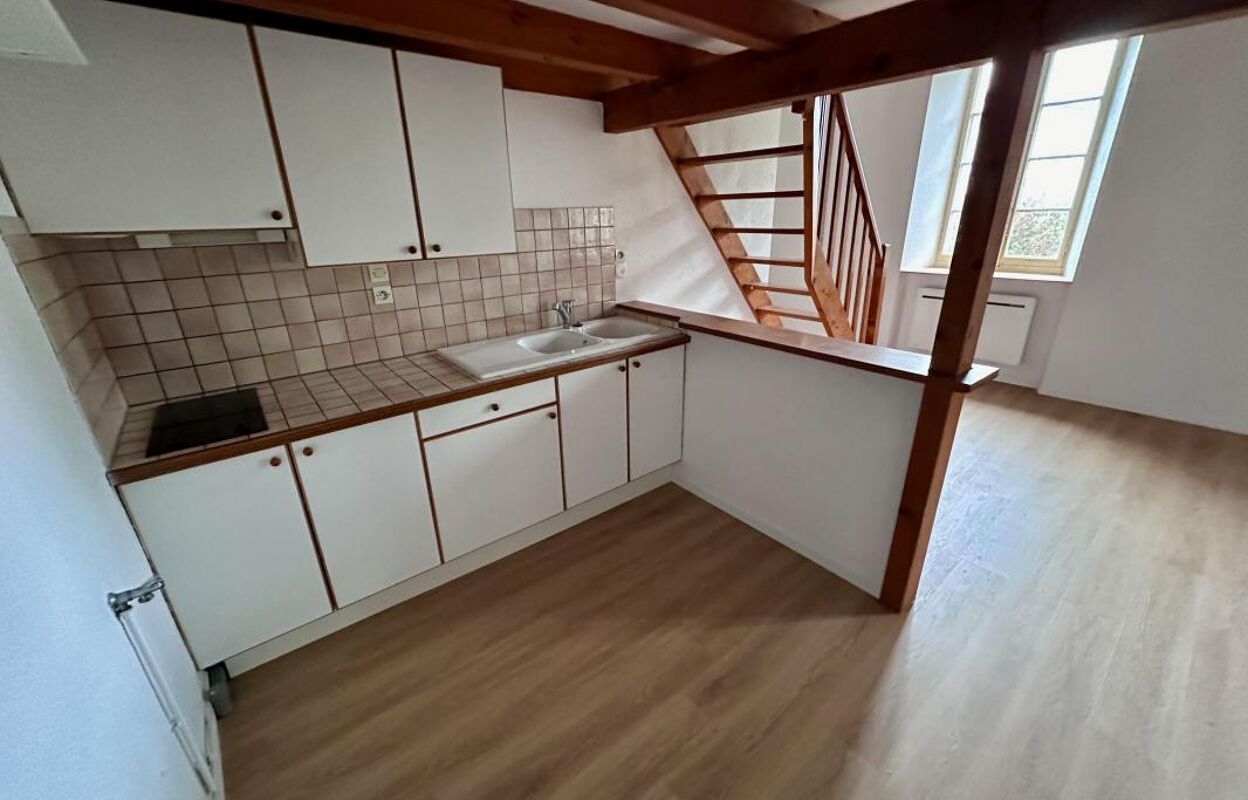 appartement 2 pièces 46 m2 à louer à Saintes (17100)