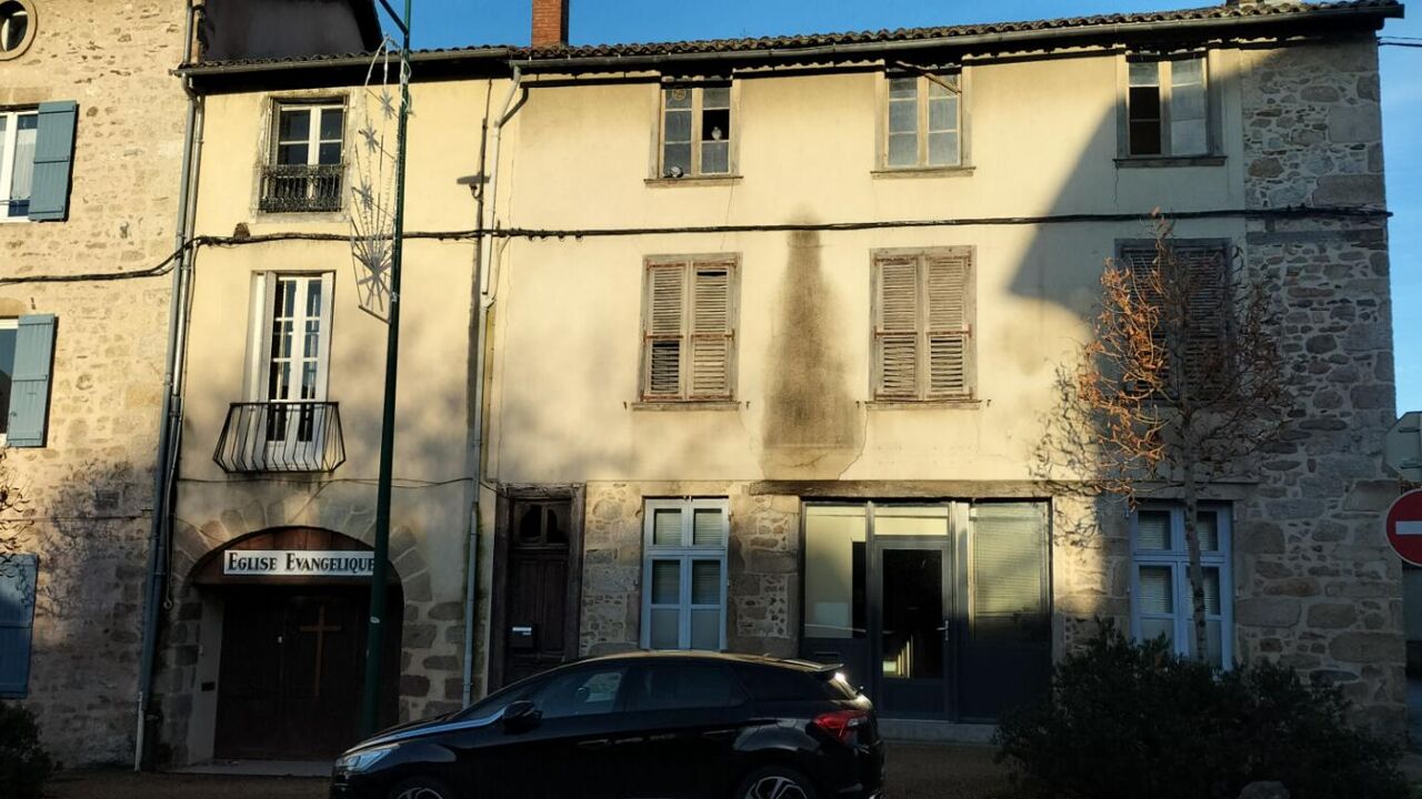 immeuble  pièces 300 m2 à vendre à Saint-Junien (87200)