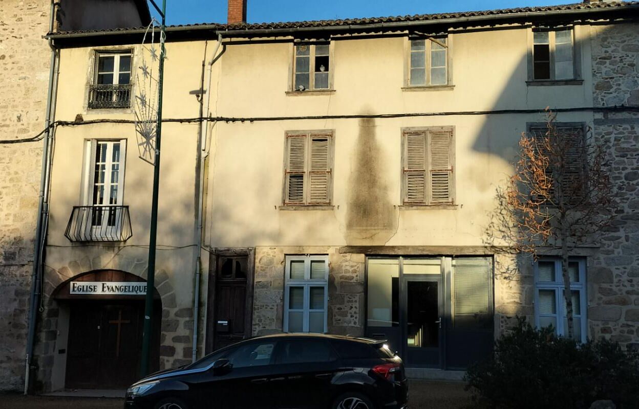 immeuble  pièces 300 m2 à vendre à Saint-Junien (87200)