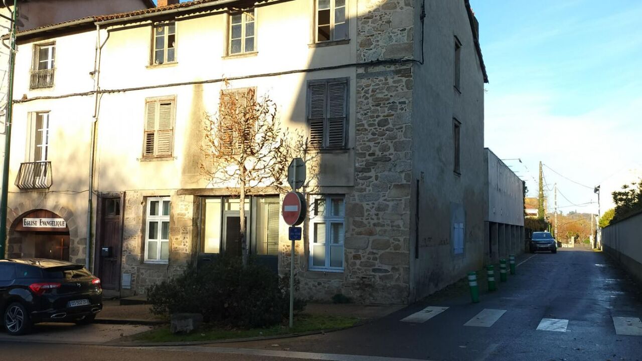 immeuble  pièces 300 m2 à vendre à Saint-Junien (87200)