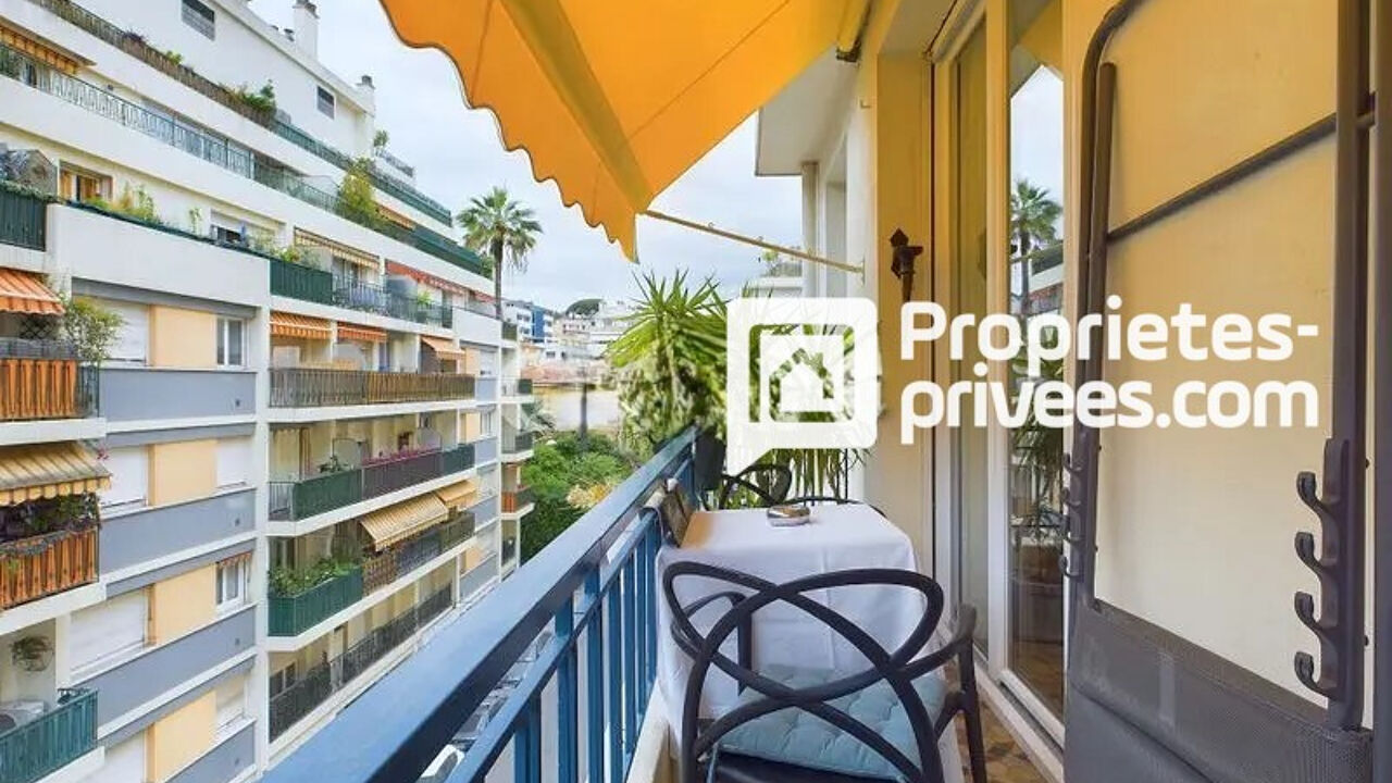 appartement 2 pièces 60 m2 à vendre à Nice (06100)