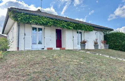 vente maison 190 000 € à proximité de Saint-Alban-les-Eaux (42370)