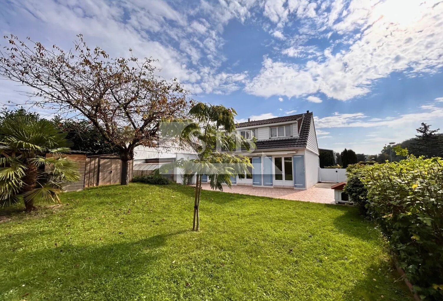 Maison 6 pièces avec garage - 130m² — photo 1